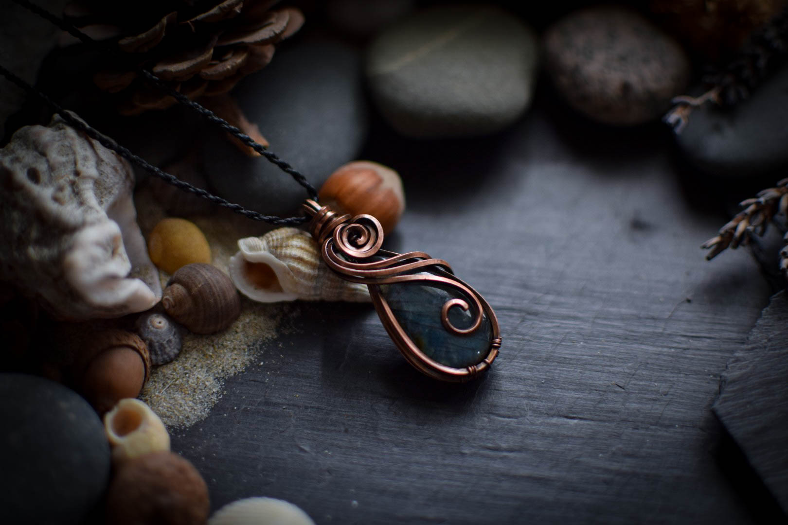 Pendentif ~Frost~ Labradorite & Cuivre – Image 4