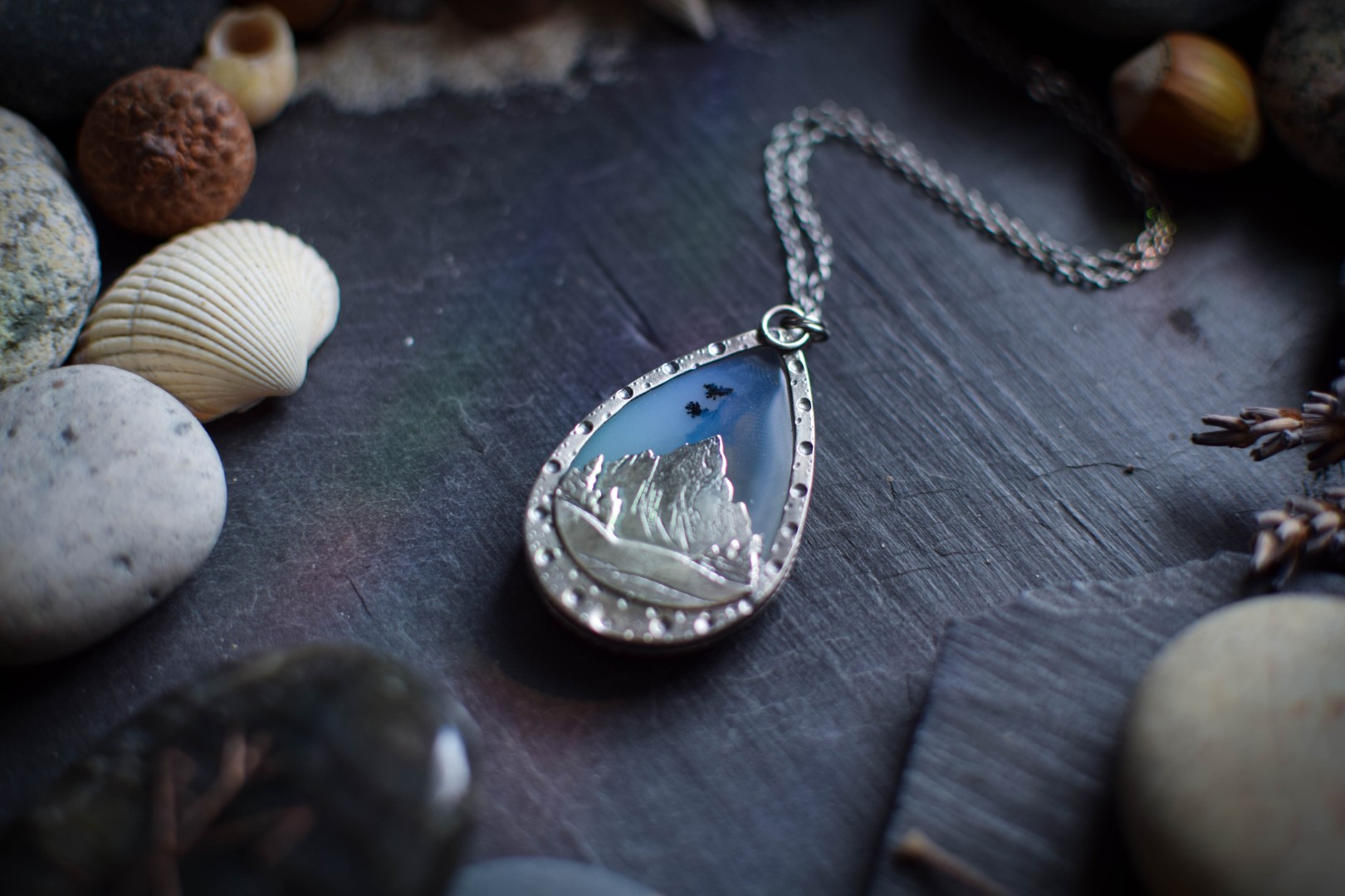 Pendentif ~Le Vol des Corbeaux~ Agate dendritique – Image 2