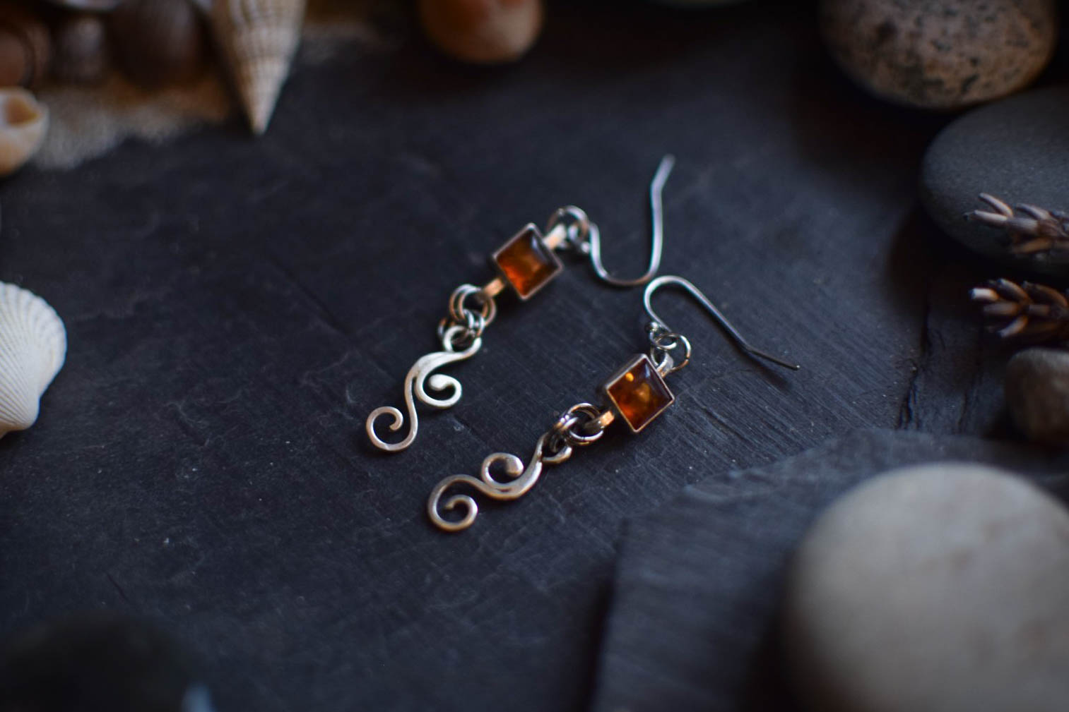 Boucles d'Oreilles ~La Flamme enfermée~ Ambre – Image 4