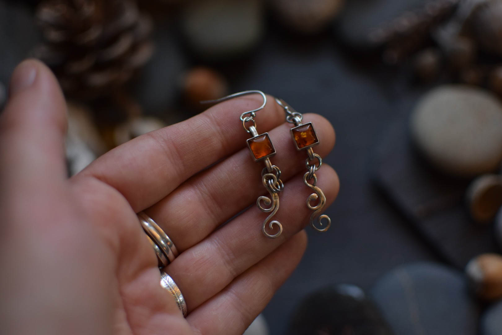 Boucles d'Oreilles ~La Flamme enfermée~ Ambre – Image 5